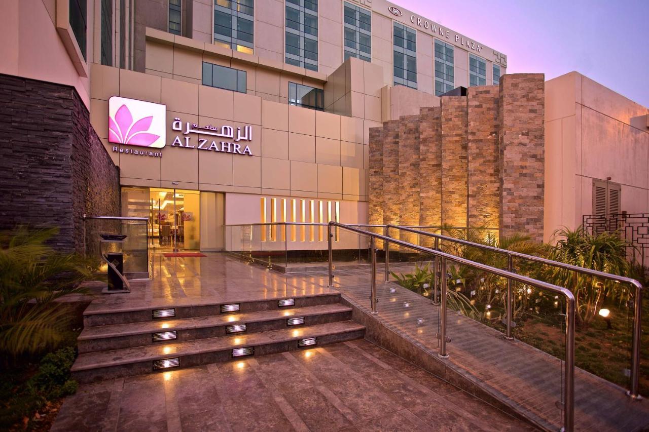 Hotel Crowne Plaza Jeddah By Ihg Exteriér fotografie Al Zahra Hospital
